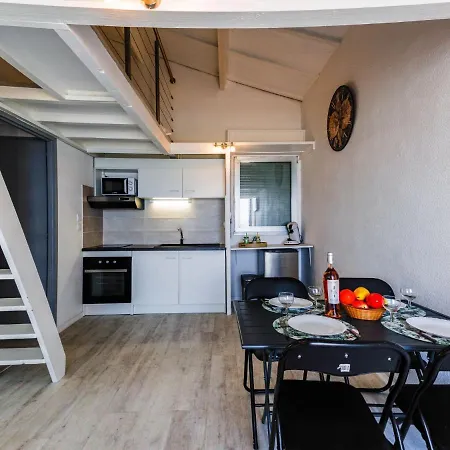 Daire Studio Le Capri-2 By Interhome *
