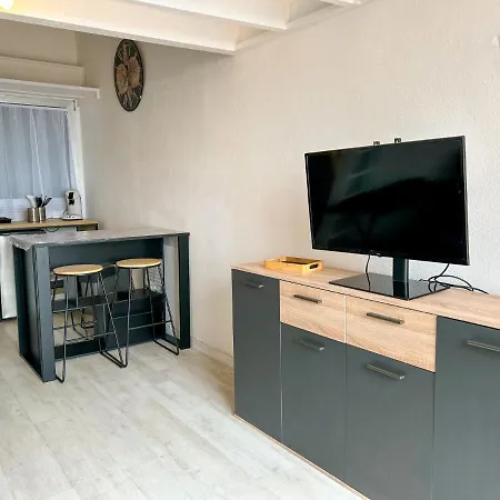 Studio Le Capri-2 By Interhome